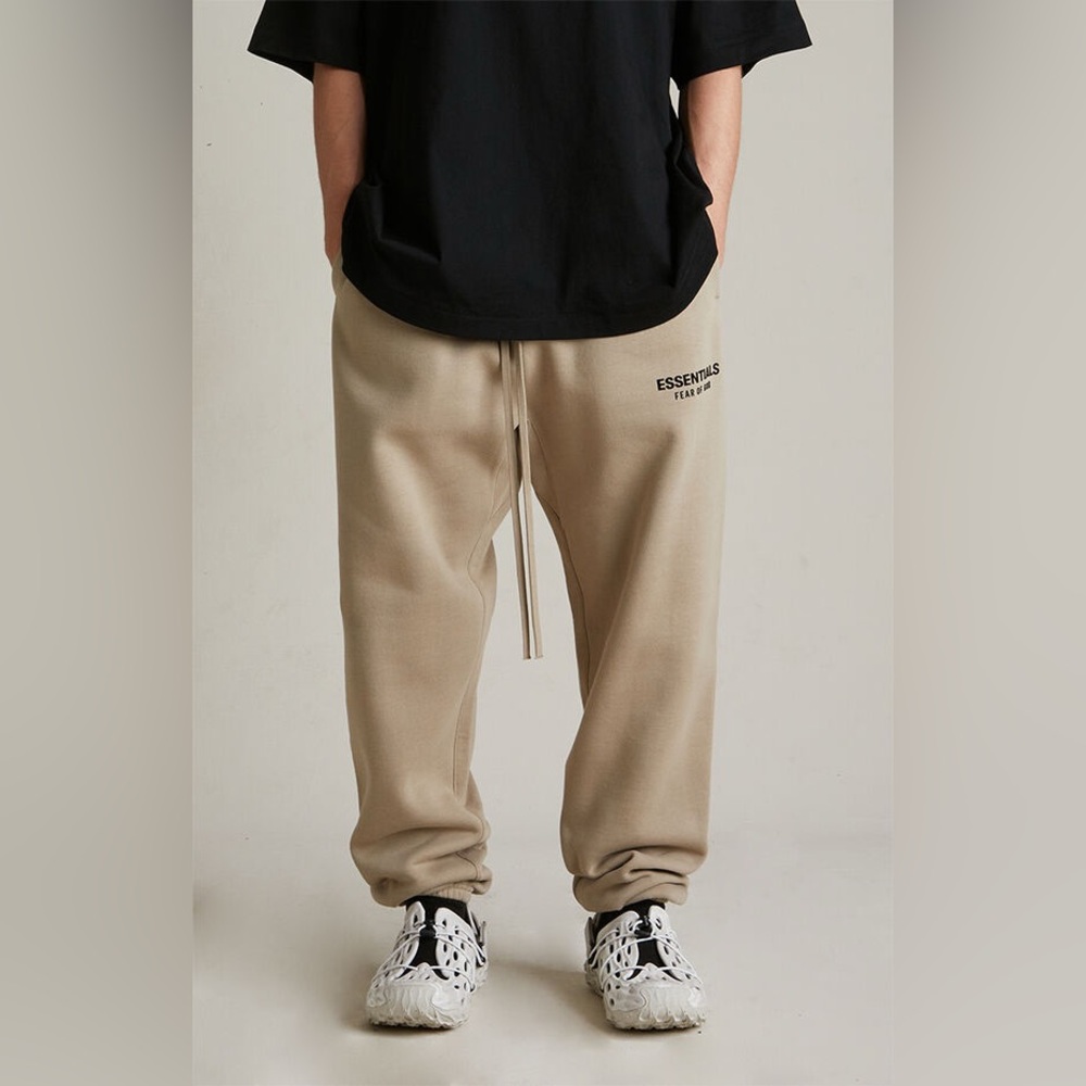 Fear of God Essentials Fleece Sweatpant Desert Sand